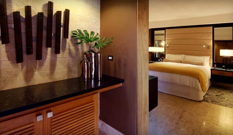 Elite Room With Patio 3